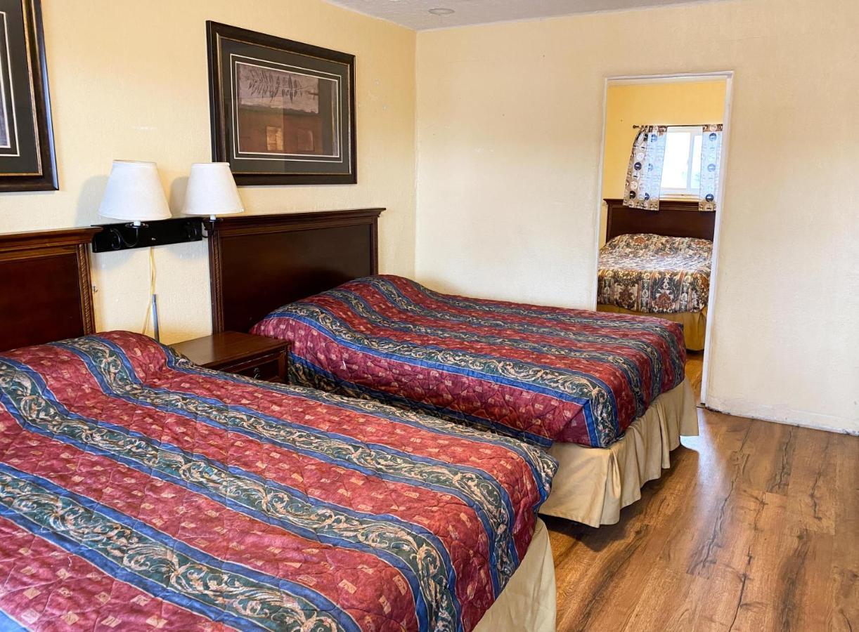 Guest Ranch Motel Cheyenne Dış mekan fotoğraf