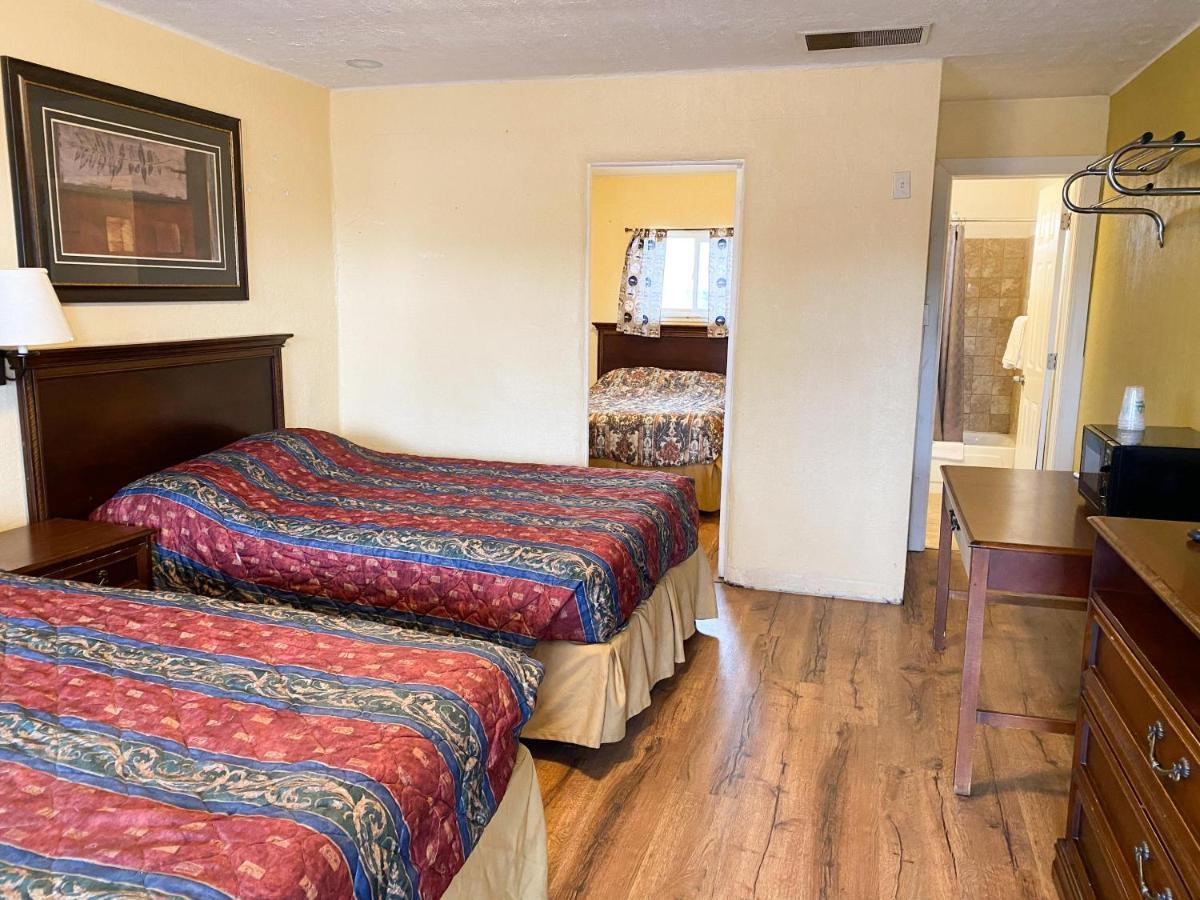 Guest Ranch Motel Cheyenne Dış mekan fotoğraf